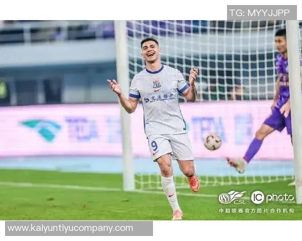 吴曦分析中日韩足球差距:留洋机会不足与脚踏实地的重要性